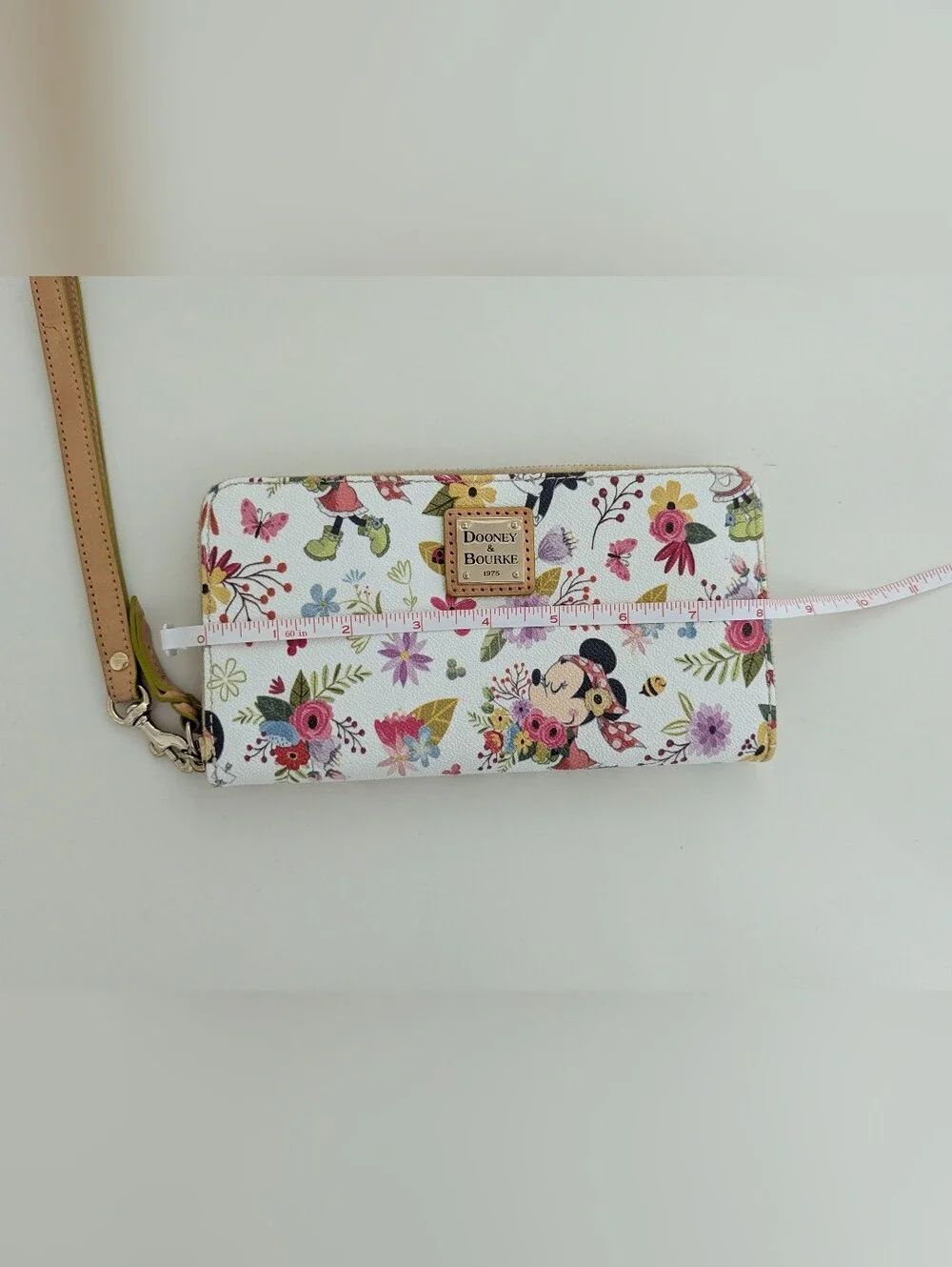 Dooney And Bourke X Disney Minnie Mouse Flower And Garden Wallet Wristlet